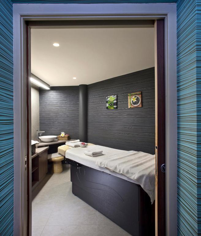 Logis Hotel Restaurant Muller นีเดอร์บรอนน์-เลส์-แบ็งส์ ภายนอก รูปภาพ